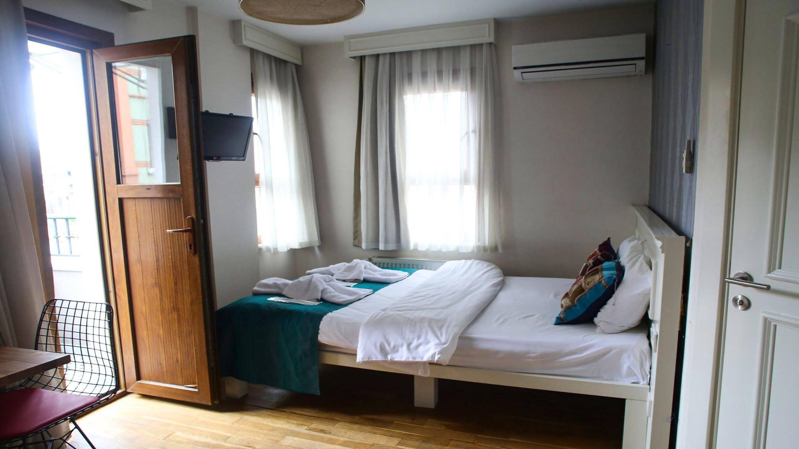 Neva Flats Taksim Hotel Istanbul Eksteriør billede
